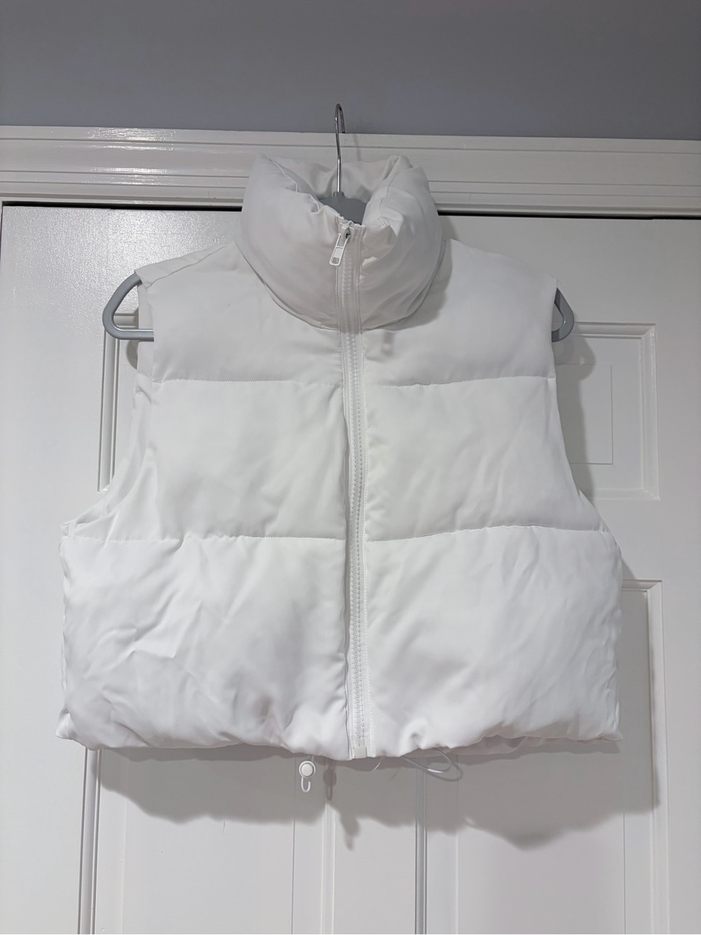 Merokeety White Cropped Puffer Vest Size M